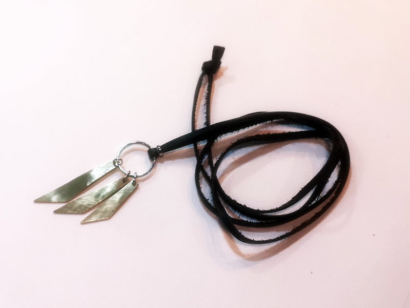 noyuku blade leather string necklace